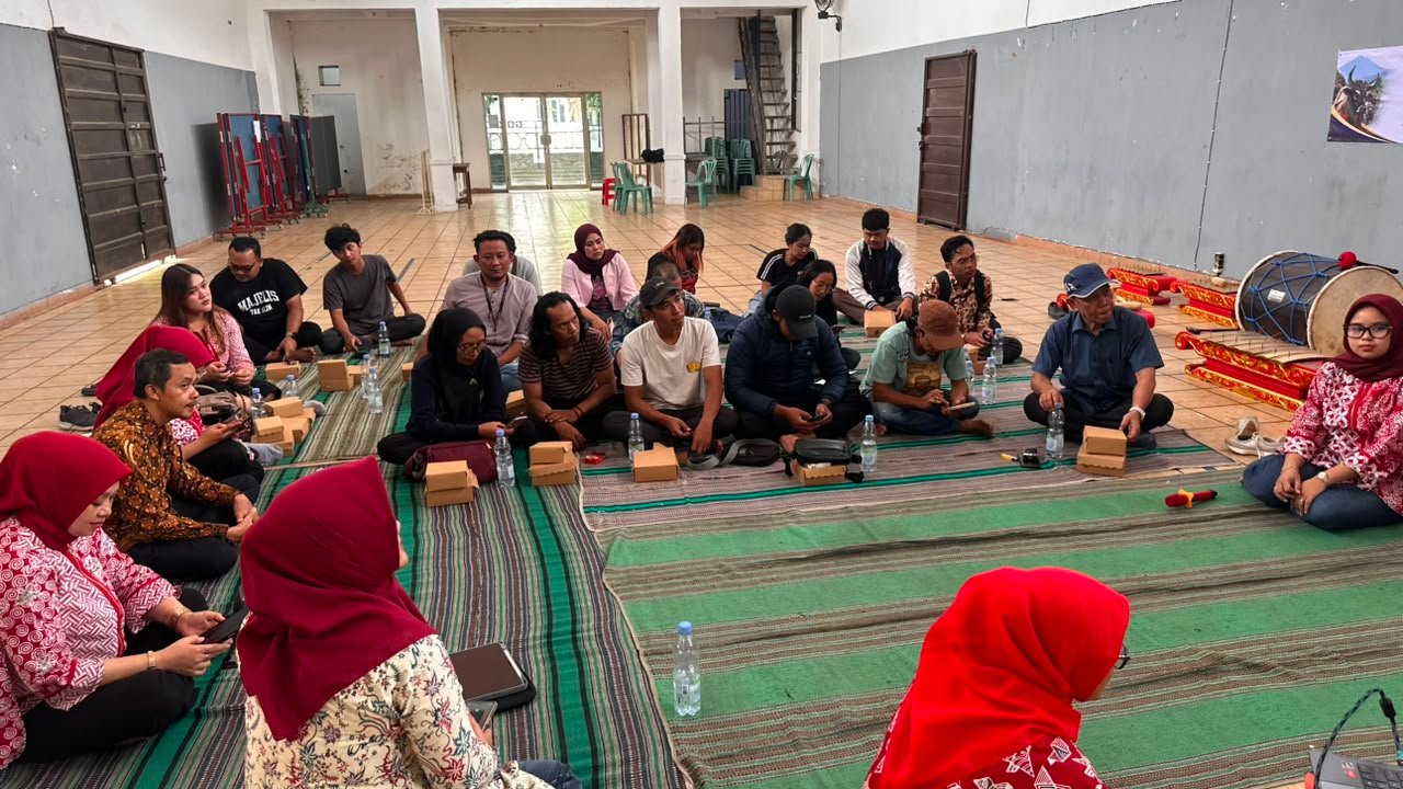 Pelatihan Manajemen  (Bu Devi)